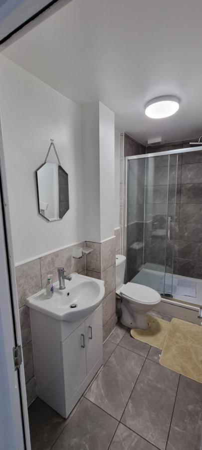 Vh Premier Flat 3 Apartment Gillingham  Ngoại thất bức ảnh