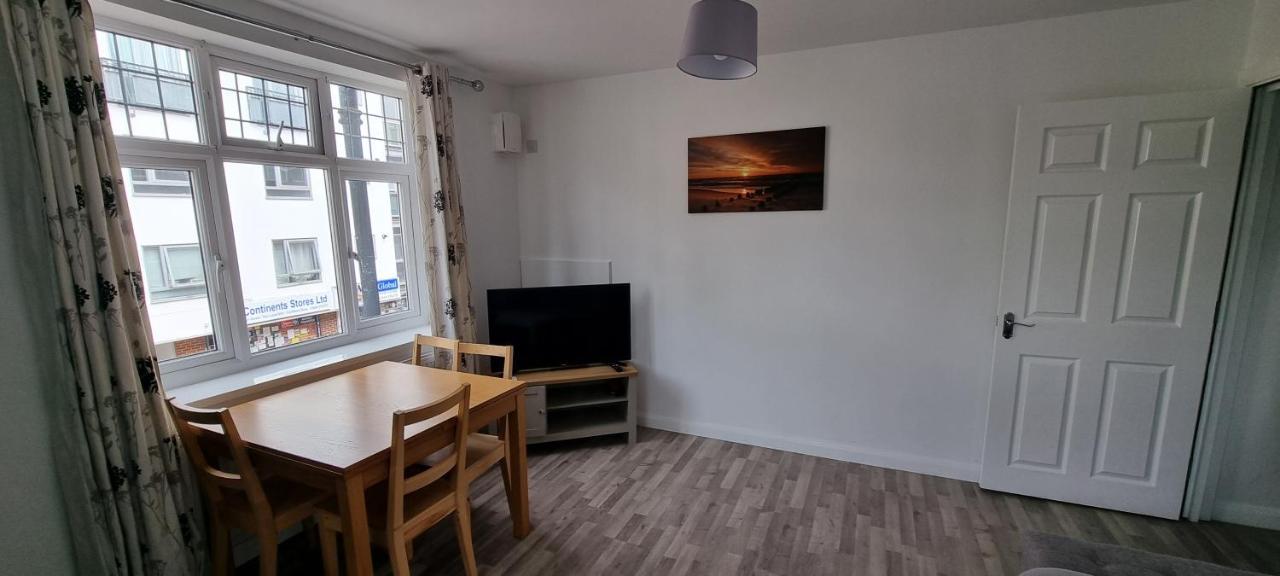 Vh Premier Flat 3 Apartment Gillingham  Ngoại thất bức ảnh