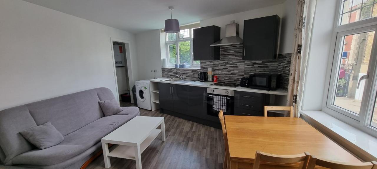 Vh Premier Flat 3 Apartment Gillingham  Ngoại thất bức ảnh
