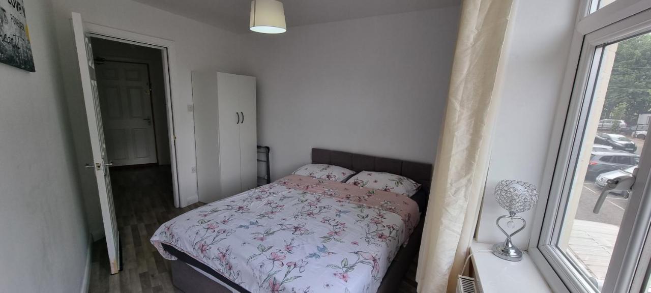 Vh Premier Flat 3 Apartment Gillingham  Ngoại thất bức ảnh